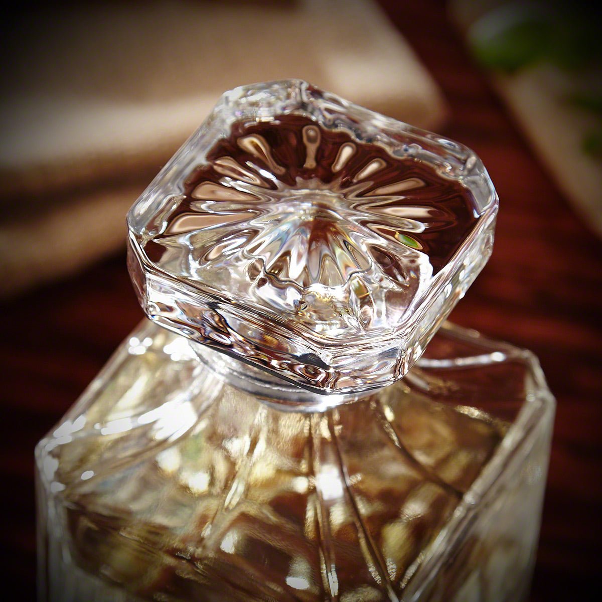Custom Carson Decanter Box Set Gifts for Doctors