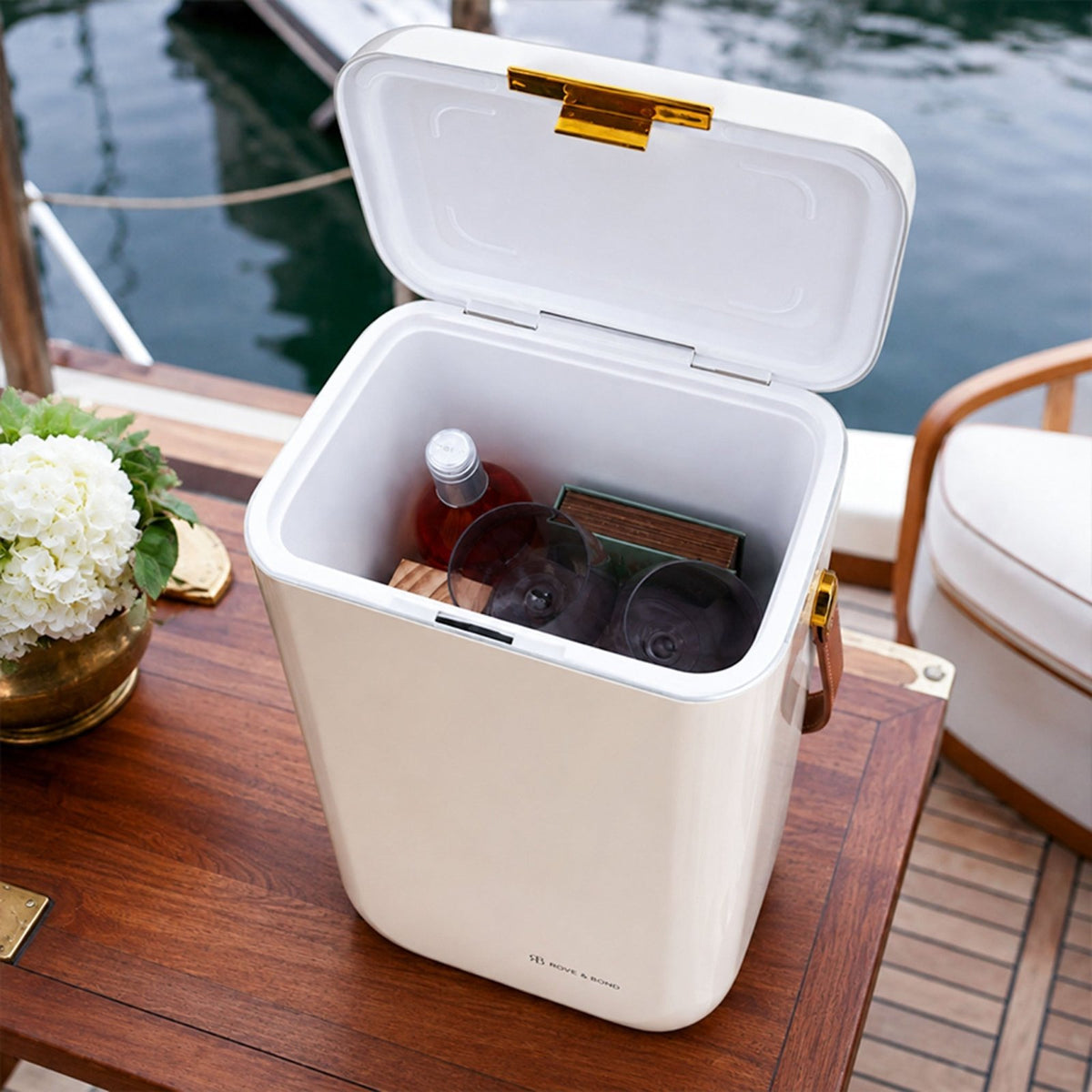 Rove & Bond Luxury Cooler Box