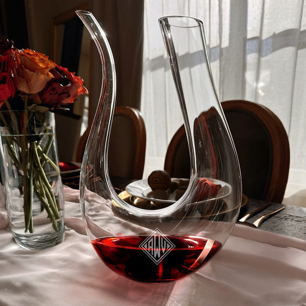 Dolcetto Custom Wine Decanter Set with Wine Glasses