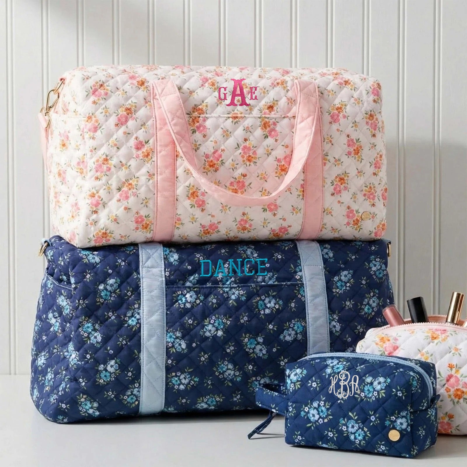Elarin Quilted Duffle Carryall Weekender Bag