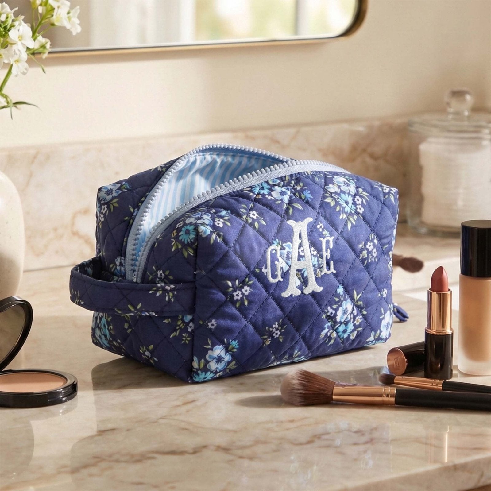 Elarin Quilted Travel Pouch & Small Makeup Bag