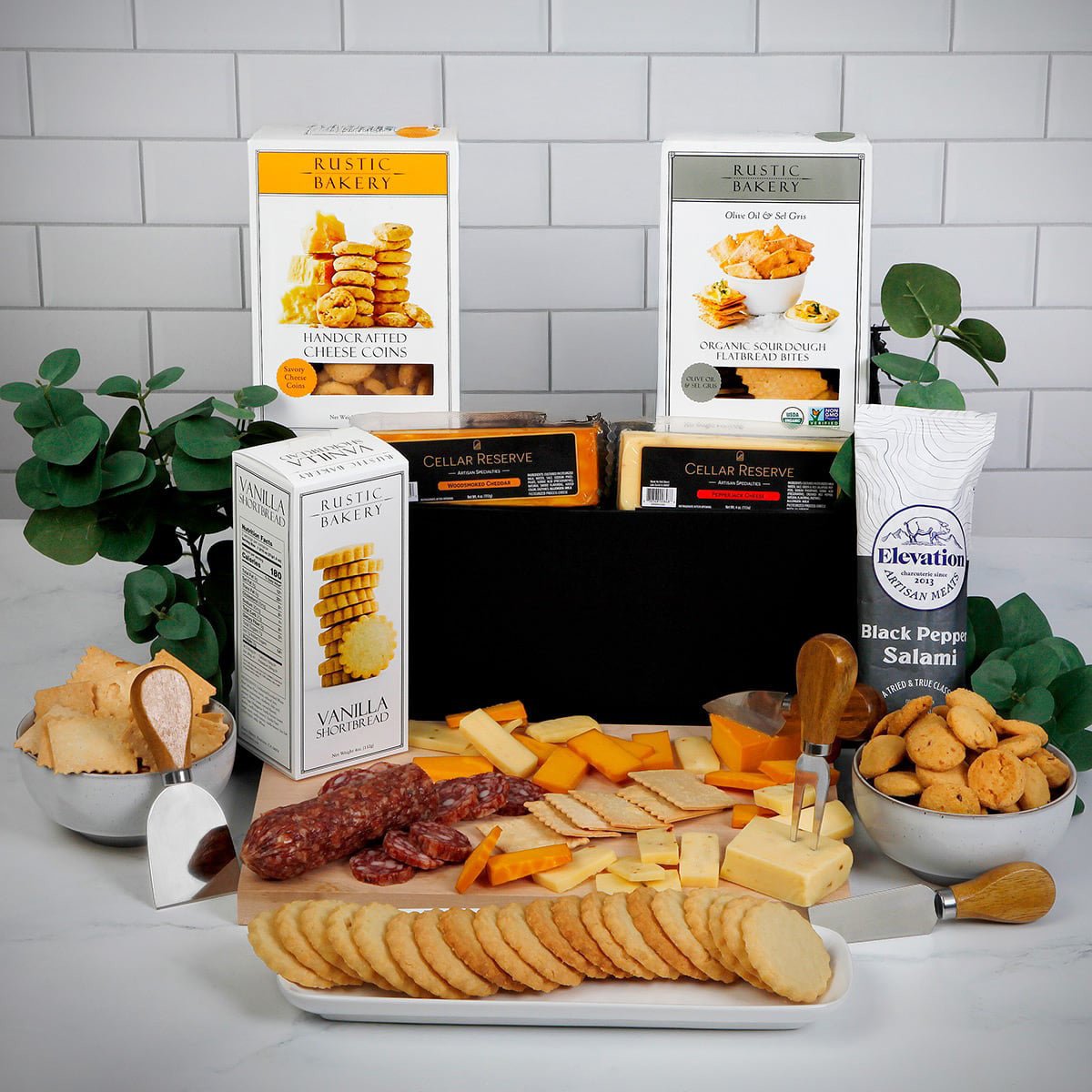 Founders Favorites Deluxe 6pc Cheese, Meat, & Savory Delights
