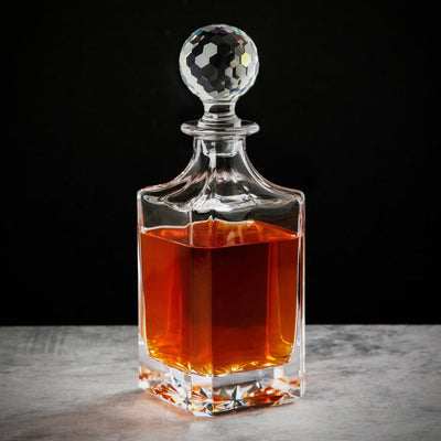 Par Excellence Custom Whiskey Decanter with Faceted Crystal Stopper